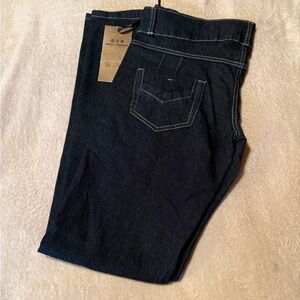 Women’s Top Jhon Classic Slim Jeans Size 11/12